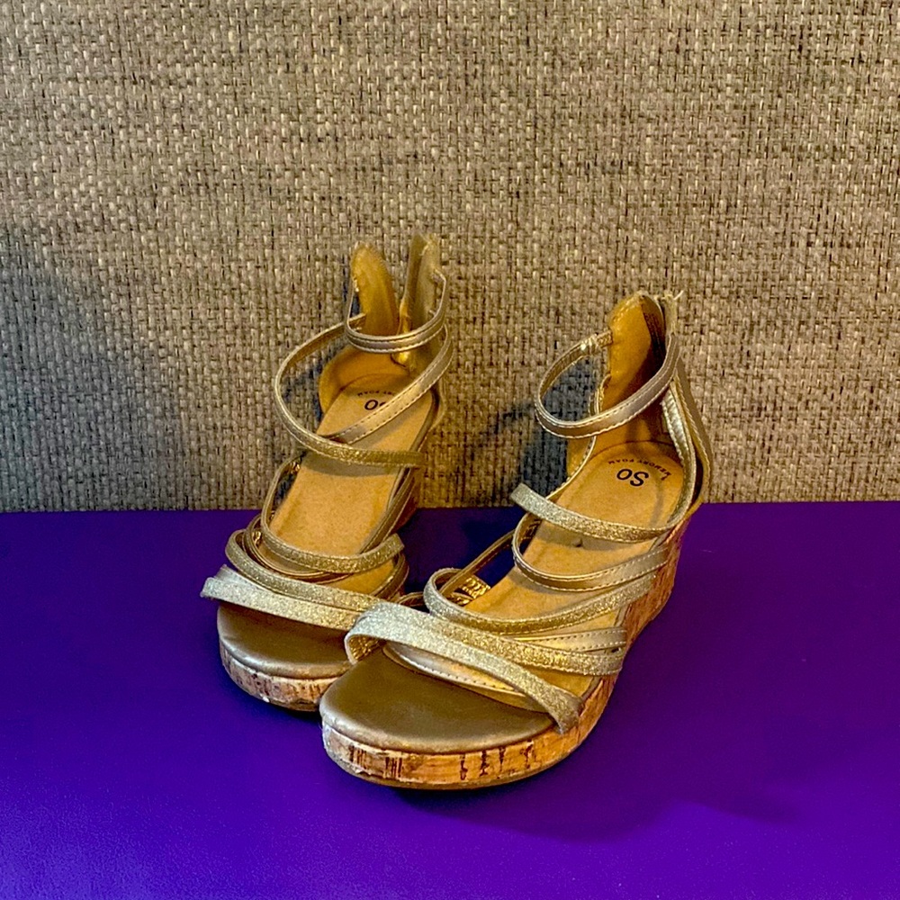 Summer wedged heels